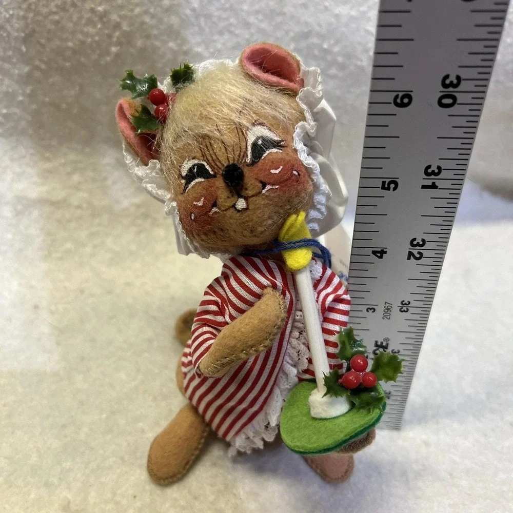 1995 Vintage Annalee Tuckered Girl Mouse Christmas Red White Striped ‎ Candle 7